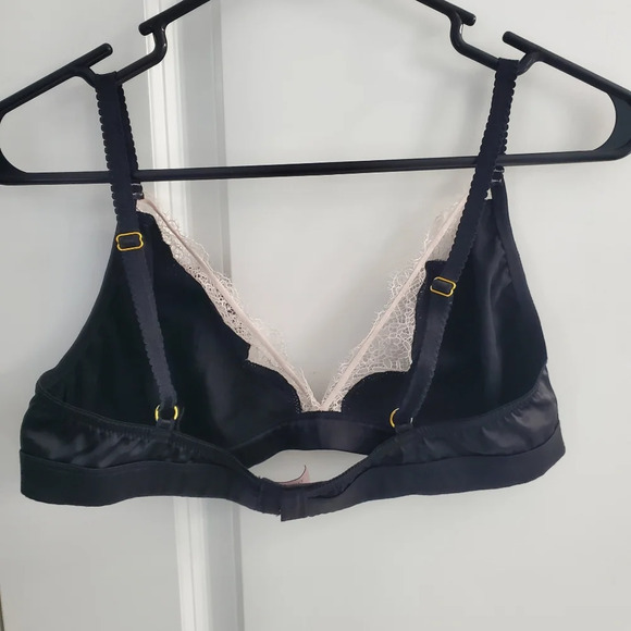 Victoria's Secret satin and lace bralette - Picture 7 of 10